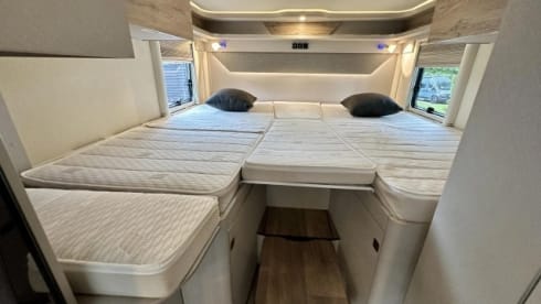 DELUXE Integrierter neuer Hymer Exsis-I 580! 