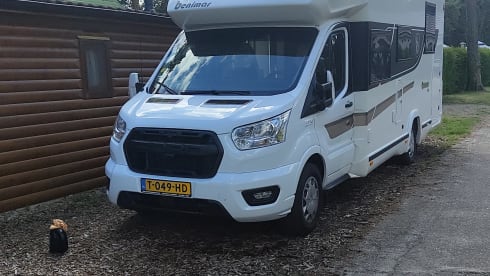The Great White – 4p Benimar semi-integrated uit 2020