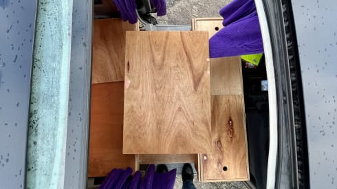 OSCAR – super cosy  - automatic campervan. price  includes insurance !