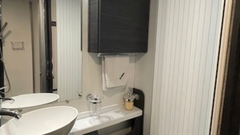 Ons huisje op wielen – 5p Benimar semi-integrated from 2019
