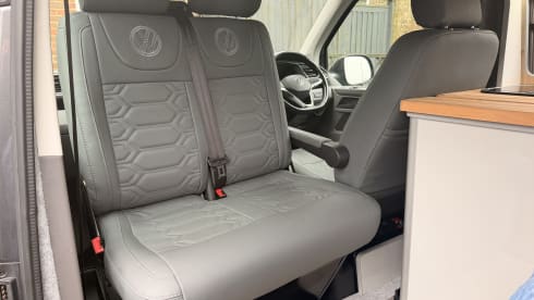 Derek – 4 berth Volkswagen campervan from 2022