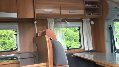 Living the Dream – Dethleffs camper integral