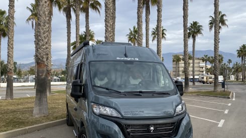Cocolishi Camper – New bus camper for up to 4 people in Spain