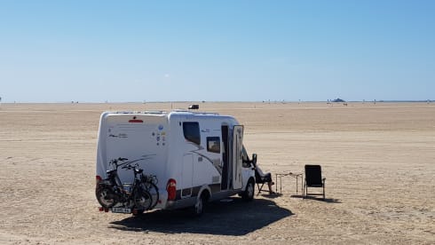 Going to the sun with our luxurious compact camper?