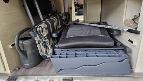 Beautiful, fine 2-person Fiat bus Camper from 2018