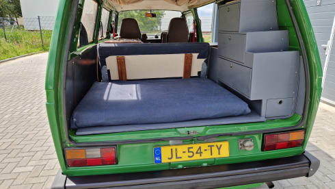 3p Volkswagen bus from 1983