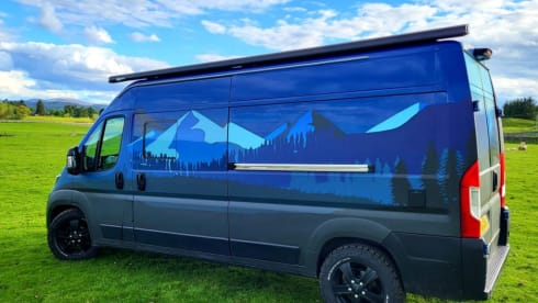 Stunning cosy Edinburgh camper, perfect for exploring Scotland