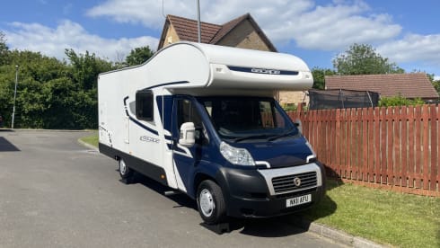Marilyn  – 4 berth/6 Belts Swift Escape 2011