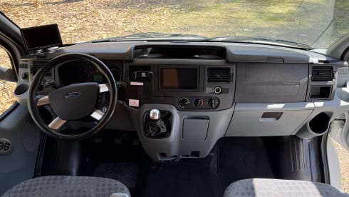 6p Chausson Flash 07 (air conditioning, TV, Apple CarPlay)