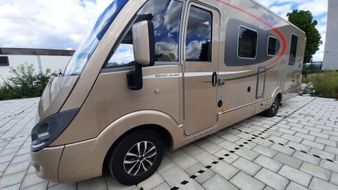 GIPA CAMPER – LUXE MOBILHOME INTEGRAAL BURSTNER met WIFI binnen EUROPA