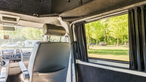 4p Volkswagen campervan from 2004