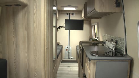The Spirit of Scotland – Ontdek Schotland in onze Mercedes met 2/3 slaapkamers, toilet en douche, inclusief gratis verzekering.