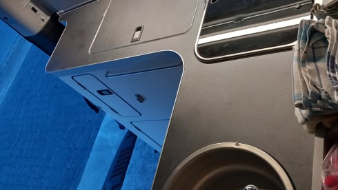 César – 4p Ford campervan from 2024