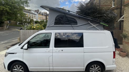 Clara – 4 Berth VW T6.1 Camper
