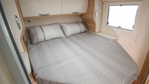 Mclouis  – Dora - 4 berth Luxury Family Motorhome (2025)