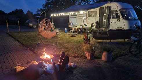 Foxy Adventure – 4p Hymer integrated from 2002 with many extras