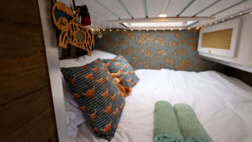 Big Ed – 2 berth Citroën campervan from 2022