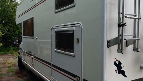 De Camper – Fijne Ruime Fiat Bavaria 7p met XL luik