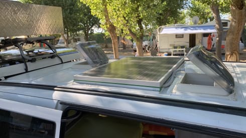 VitoVan – Freddy - Mercedes Vito camper for two people