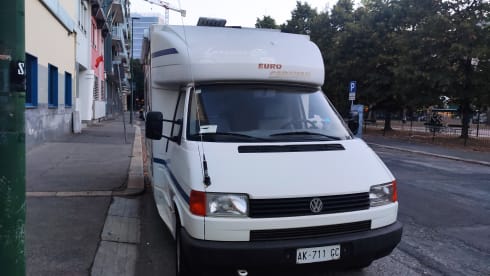 Semi integral camper