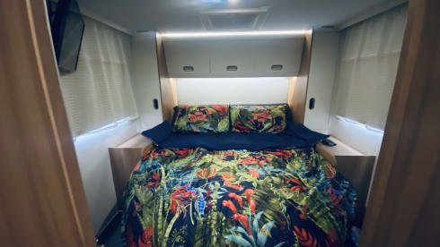 Luxury 4 Berth Motorhome Automatic