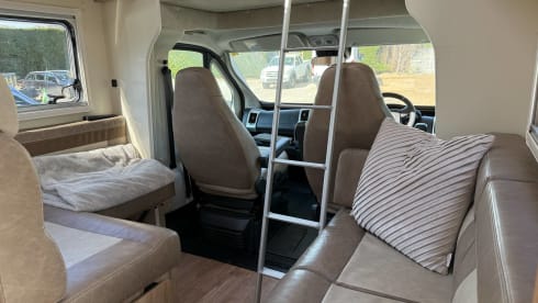 Terry  – All New 6 Birth Touring Motorhome 