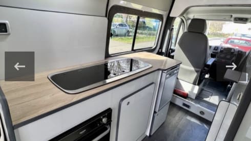 Heidi Hi – 2 berth Citroën Campervan from 2021