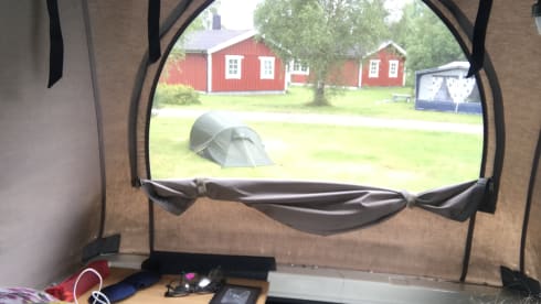 Menoenie – 4-person Volkswagen camper van