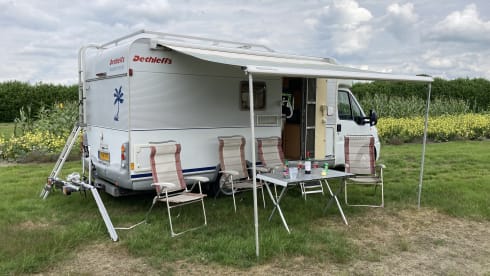 Comfortable 4p Dethleffs camper - 2001