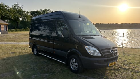 2p Mercedes-Benz bus from 2012