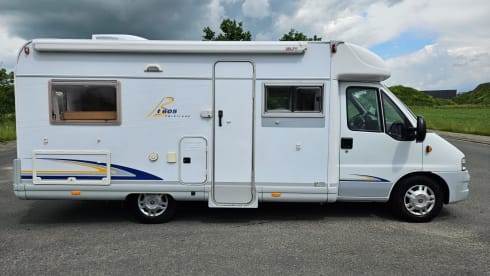 4p Fiat Burstner semi-integrated from 2004