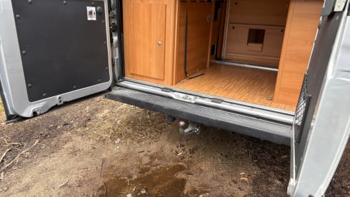 Nimbus 2009 – 3-person Pössl campervan from 2009