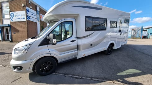 Efa – 6 berth Roller Team semi-integrated from 2024