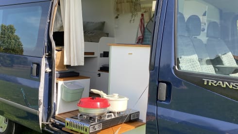 Jack (hit the road) – 2p Ford campervan uit 2010