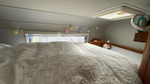 De Dolle Dwaler  – Ideal for families – spacious 6-person camper with all the trimmings
