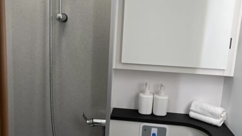 Precious – 4 berth Bailey semi-integrated from 2019