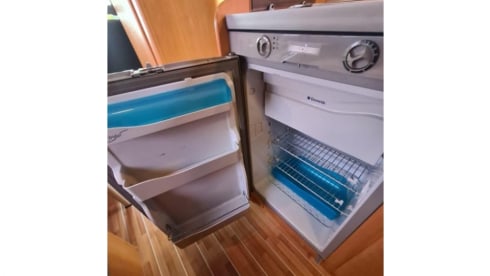 4P Roller Team / CI Elliot 10 Alcove with bunk bed from 2008