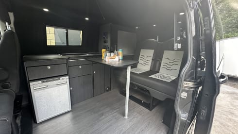 Wilbert – Ford Transit Custom 4 berth pop top