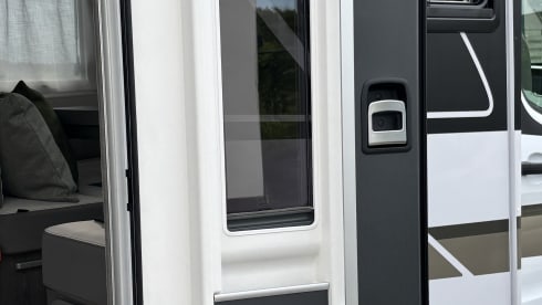 5p Benimar semi-integrated from 2025