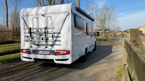 4p LMC semi-integrated uit 2023
