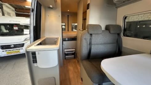 4-seater Mercedes-Benz bus from 2023