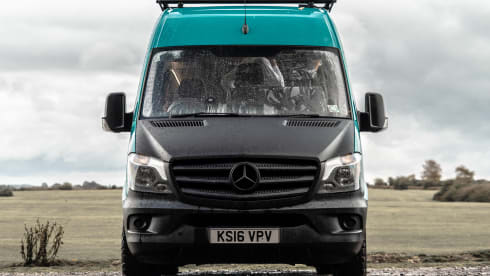 Spike – 3 berth Mercedes-Benz campervan from 2016