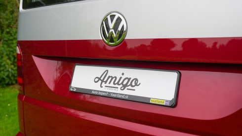 Amigo – 4p Volkswagen bus from 2016