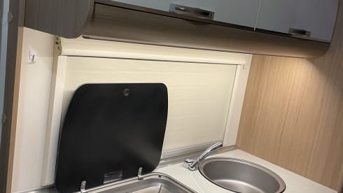 6 berth Sun Living A49DP