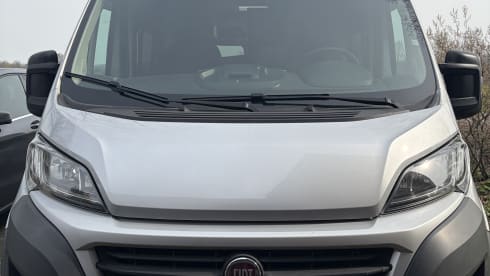 Mary Jane II – 2-seater Fiat bus from 2026