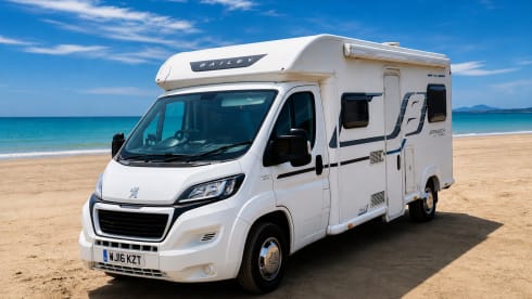 Alexander – 6 berth Bailey semi-integrated from 2016