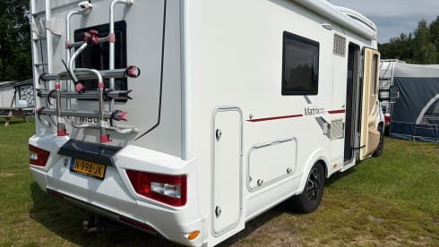 5p Adria Mobil semi-integrated uit 2016