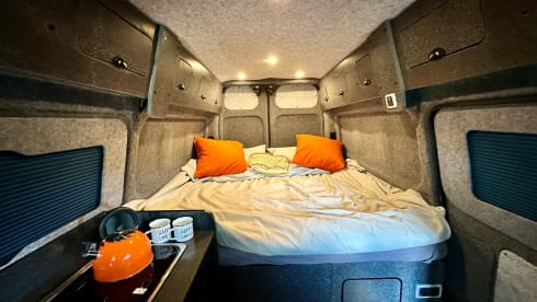 Doris – 2 berth High Top Ford campervan 2015