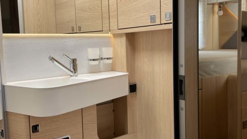 2p Hymer semi-integrated from 2021