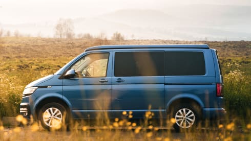 Escapes Scotland Luxury Camper – 4 Person Luxury VW Campervan